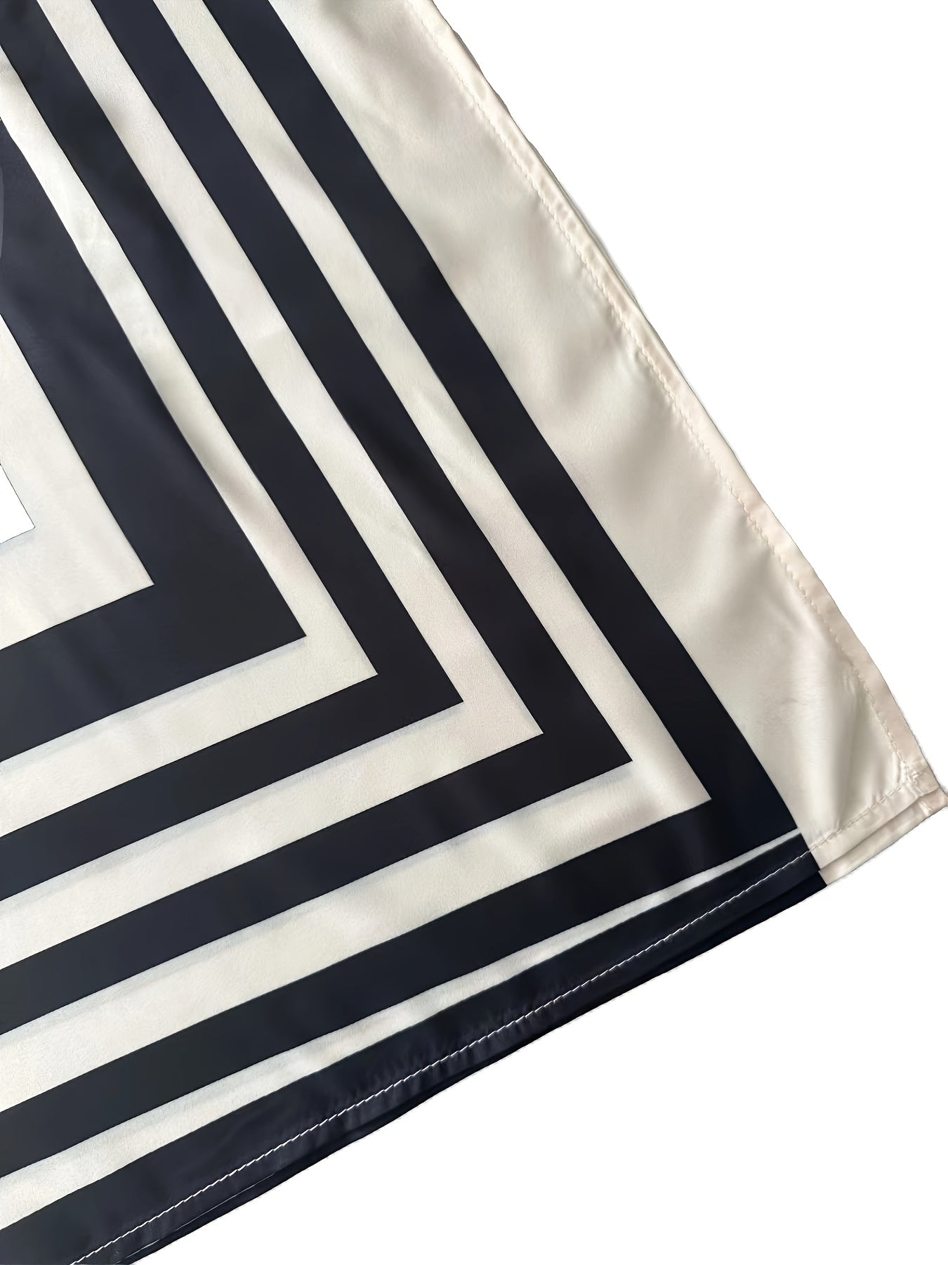 Ingrid | Elegant Geometric Print Maxi Kaftan Dress