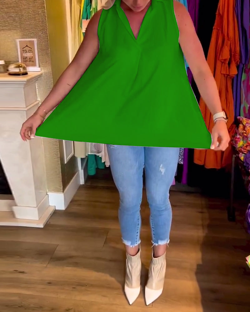 Denise | Sleeveless top with ruffles and lapels