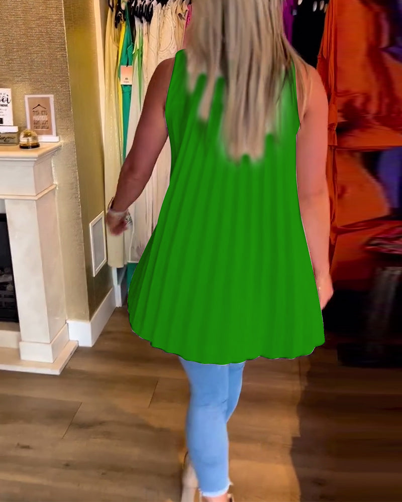 Denise | Sleeveless top with ruffles and lapels