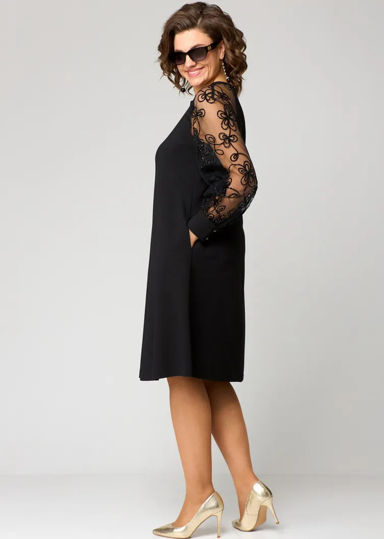 Carlin | Chic Laced Knee Length Dress