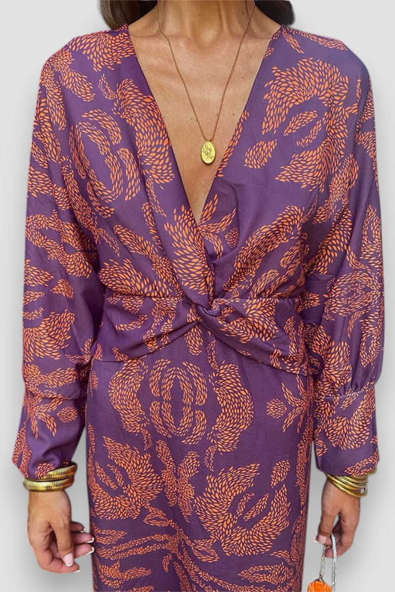 Marie | Elegant midi dress with twist detail and floral pattern