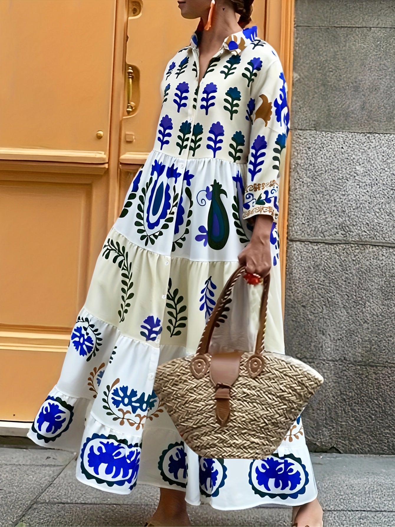 Isala | Graphic Floral Print Maxi Dress