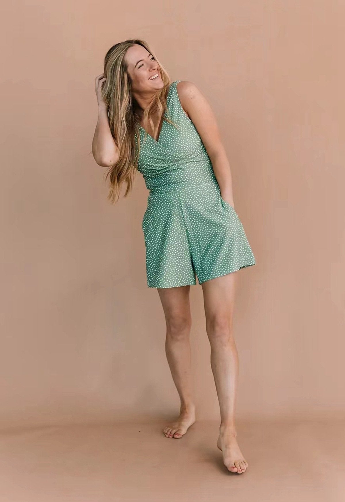 Nicole | Elegant Ruffled Swimsuit with Bust Support