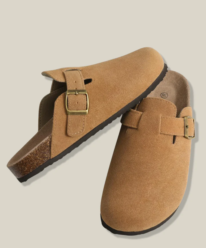 Danielle | Suede Clogs