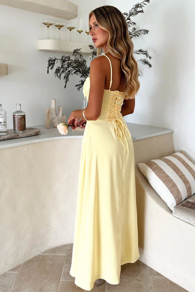 EVIAN | Flattering Summer Dress.
