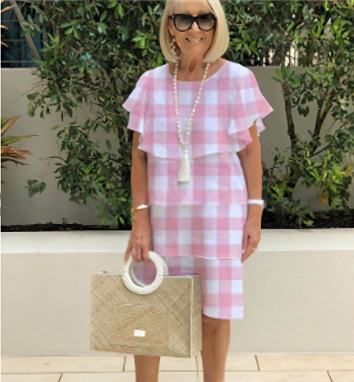 Justine | Knee-length chiffon dress with short sleeves and ruffles