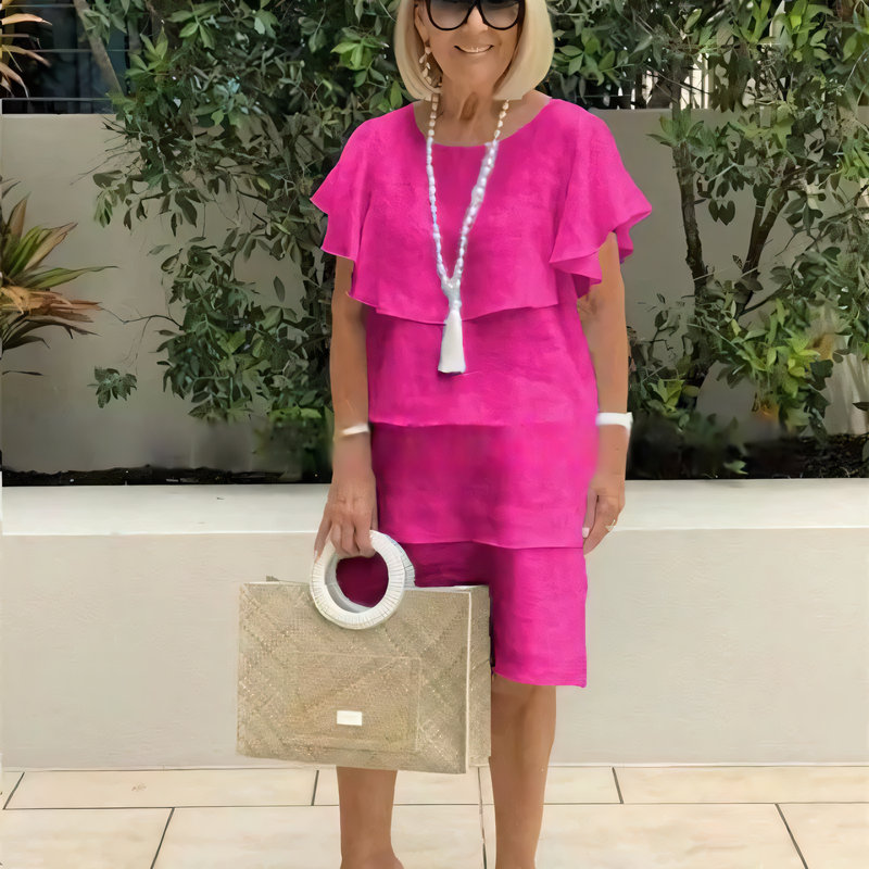 Justine | Knee-length chiffon dress with short sleeves and ruffles