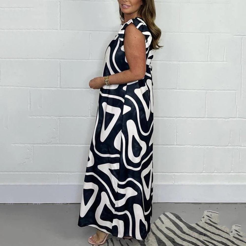 Melissa | Bold Monochrome Maxi Dress – Flowy, Modern & Confident