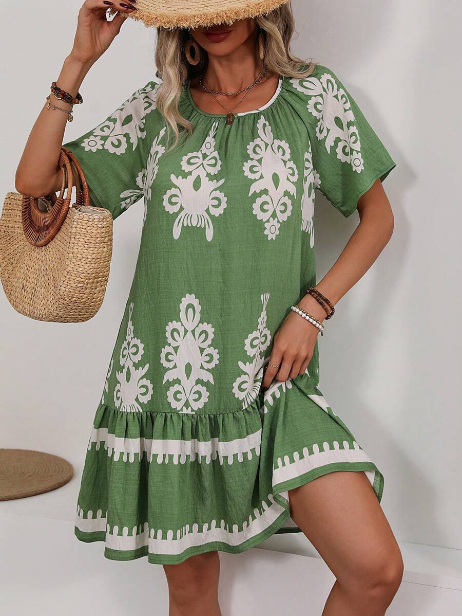 Kelly |  Round Neck Short Sleeve Knee Length Dress