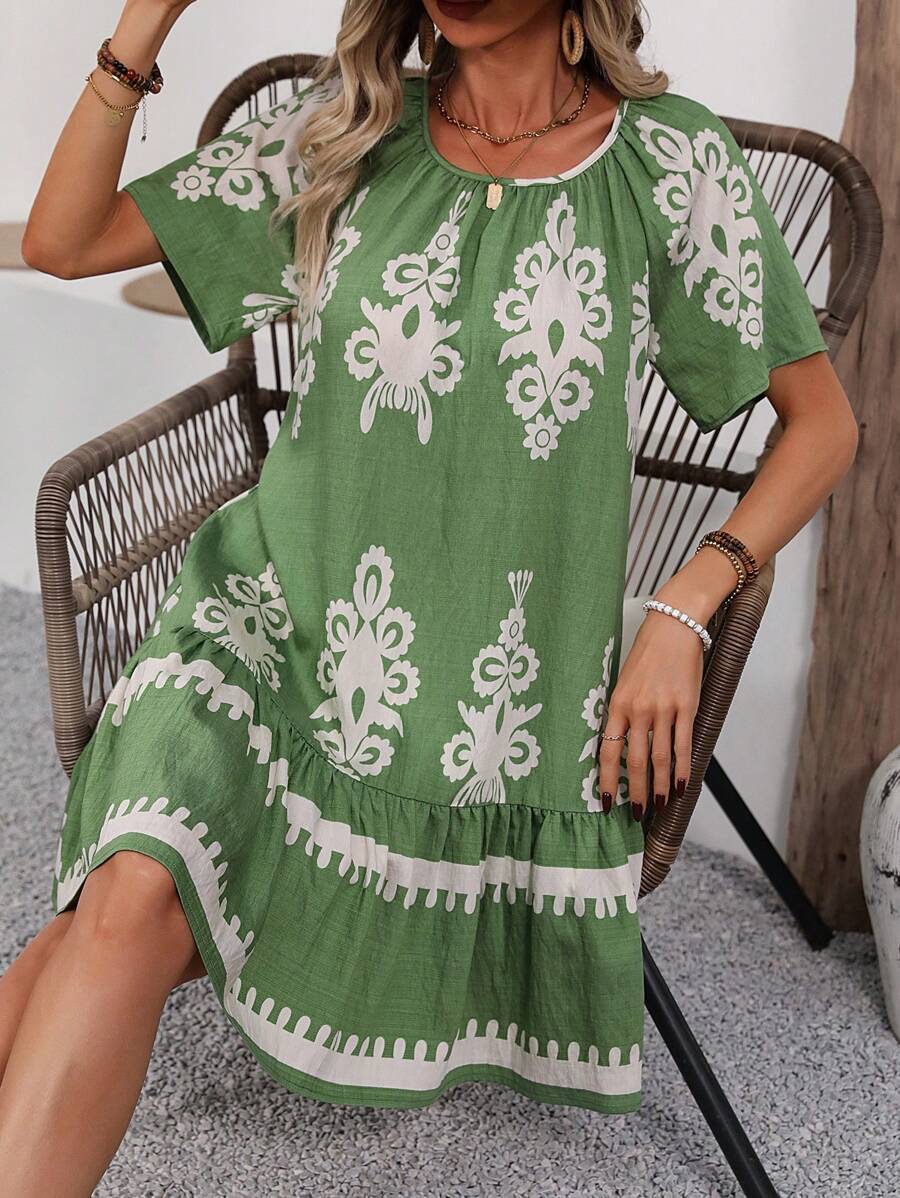 Kelly |  Round Neck Short Sleeve Knee Length Dress