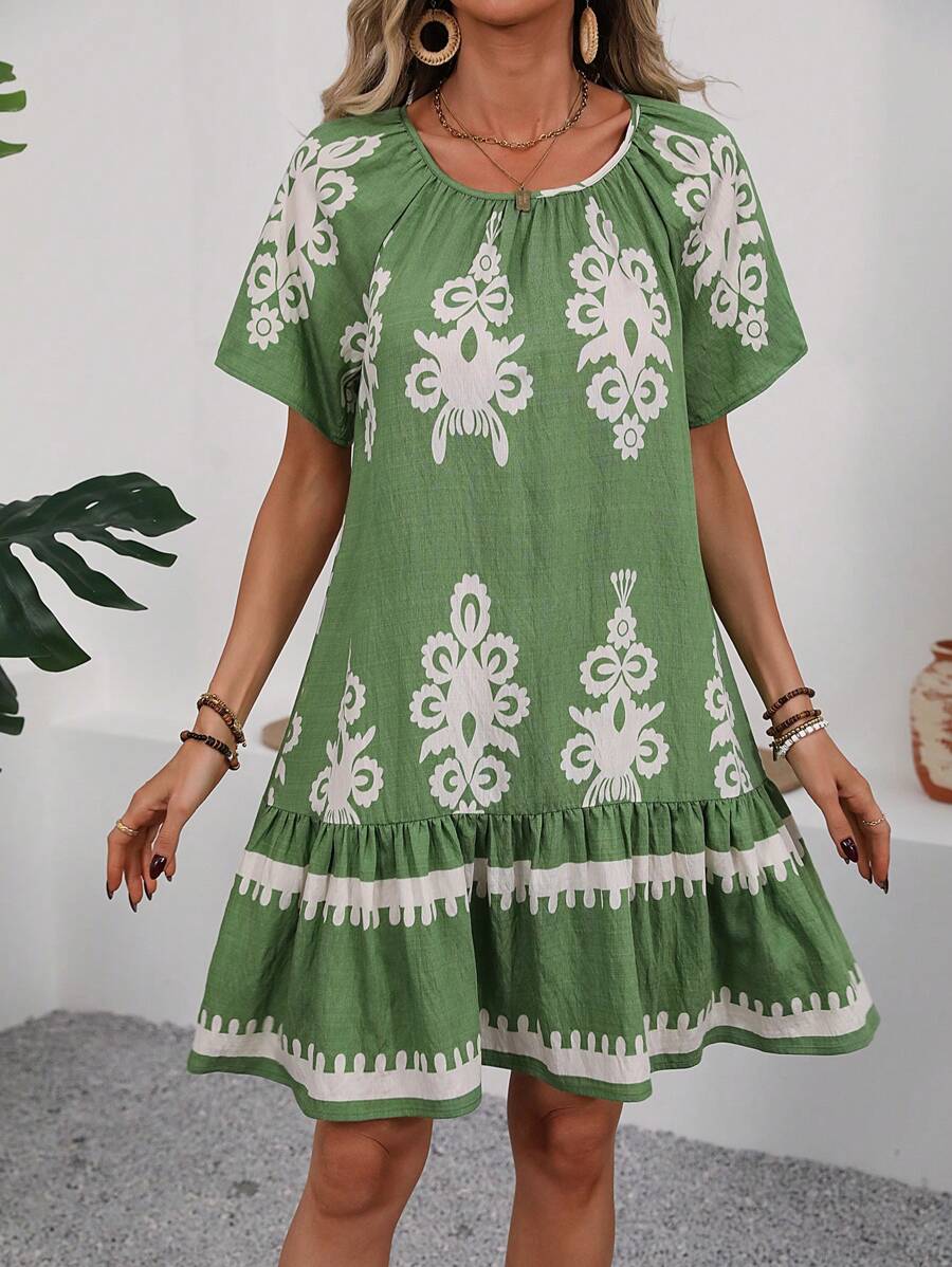 Kelly |  Round Neck Short Sleeve Knee Length Dress