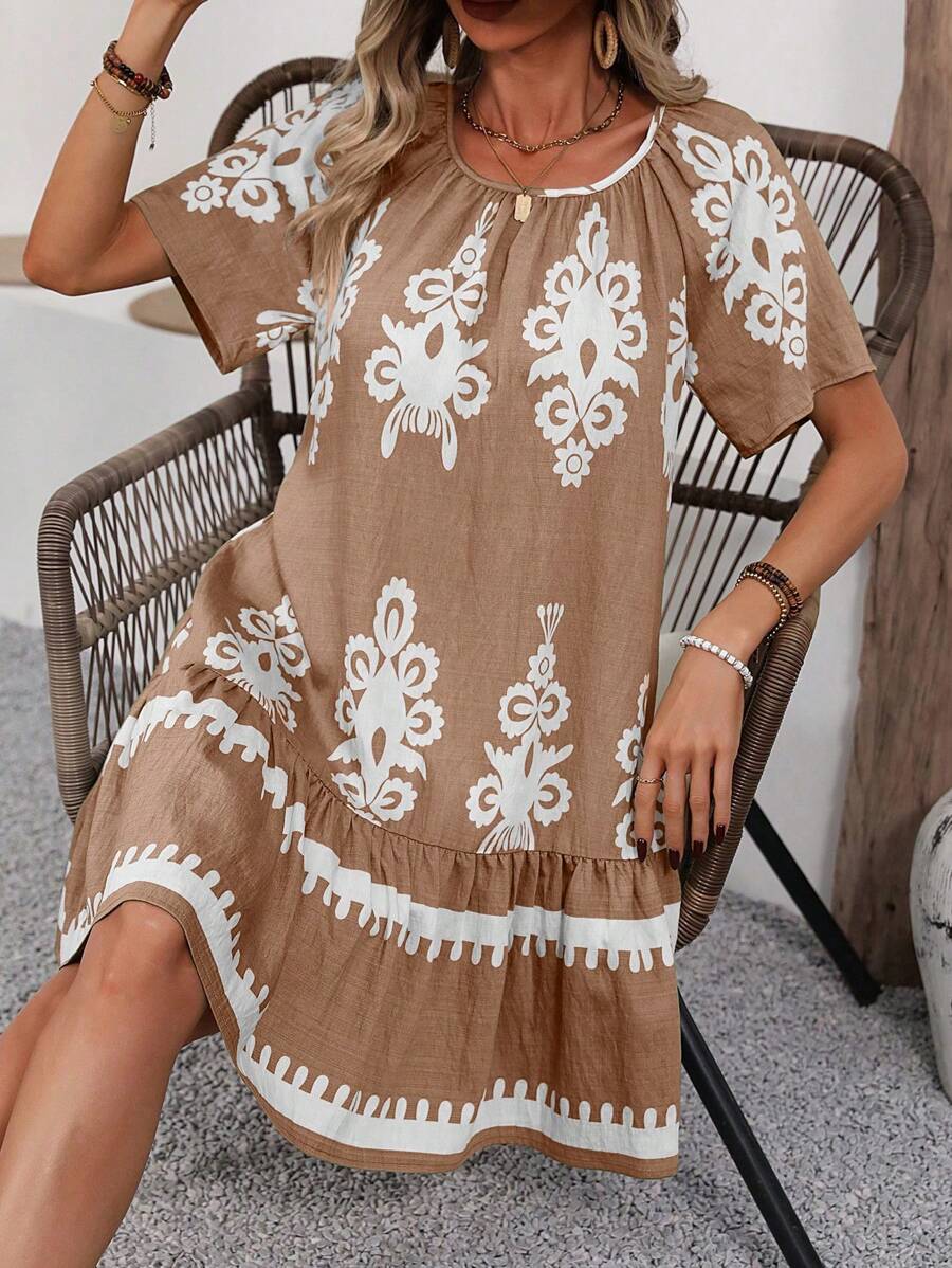 Kelly |  Round Neck Short Sleeve Knee Length Dress