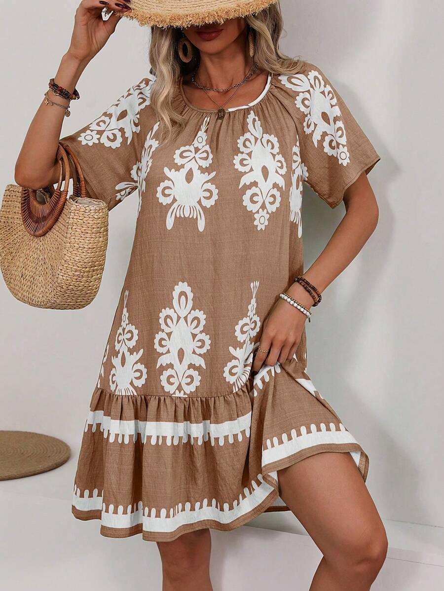 Kelly |  Round Neck Short Sleeve Knee Length Dress