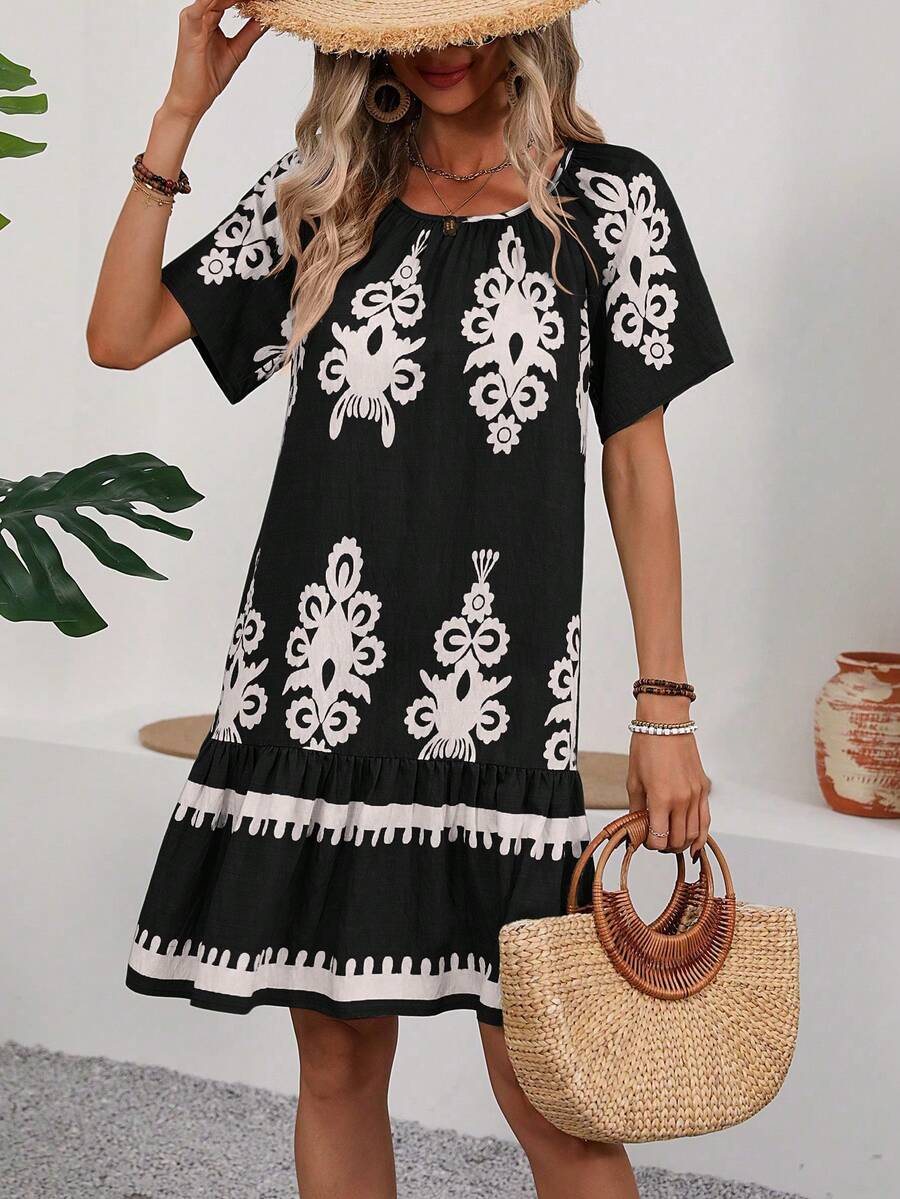 Kelly |  Round Neck Short Sleeve Knee Length Dress