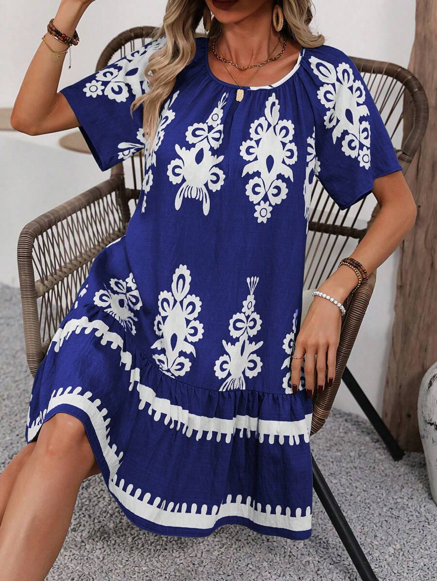 Kelly |  Round Neck Short Sleeve Knee Length Dress