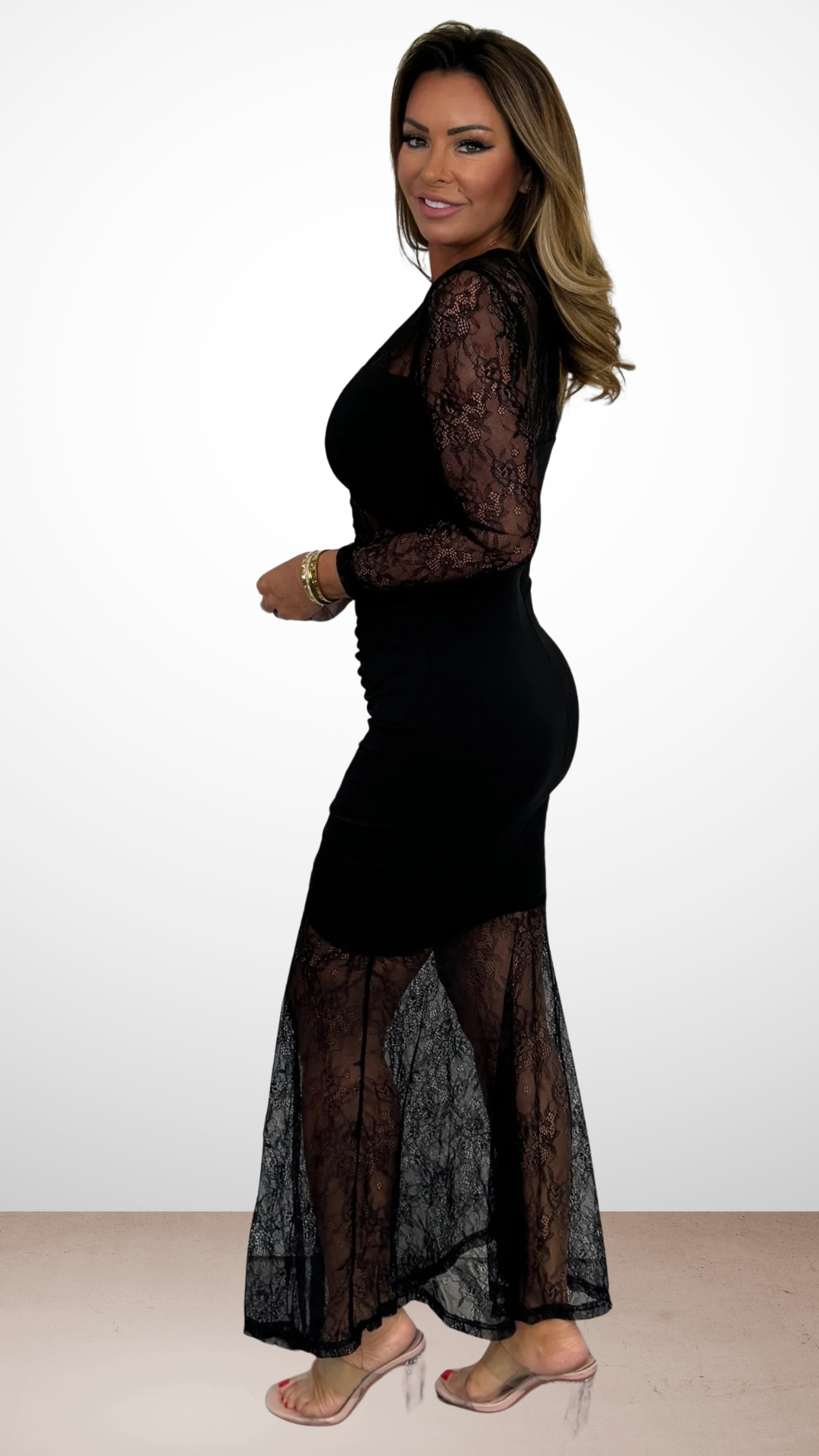 Ivy | Elegant Black Lace Maxi Dress – Flattering & Sophisticated