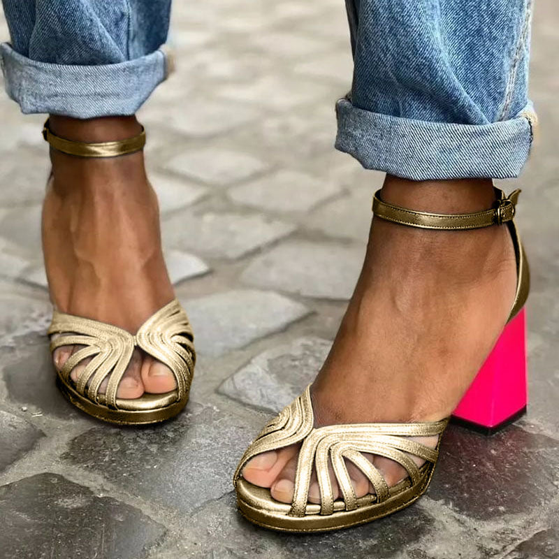 Milly | Classic Sandals with Ankle Strap and Open Toes
