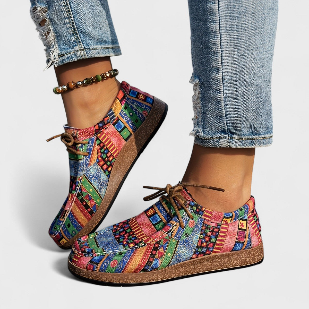 Nicole - Lightweight and Comfortable Orthopedic Sneakers