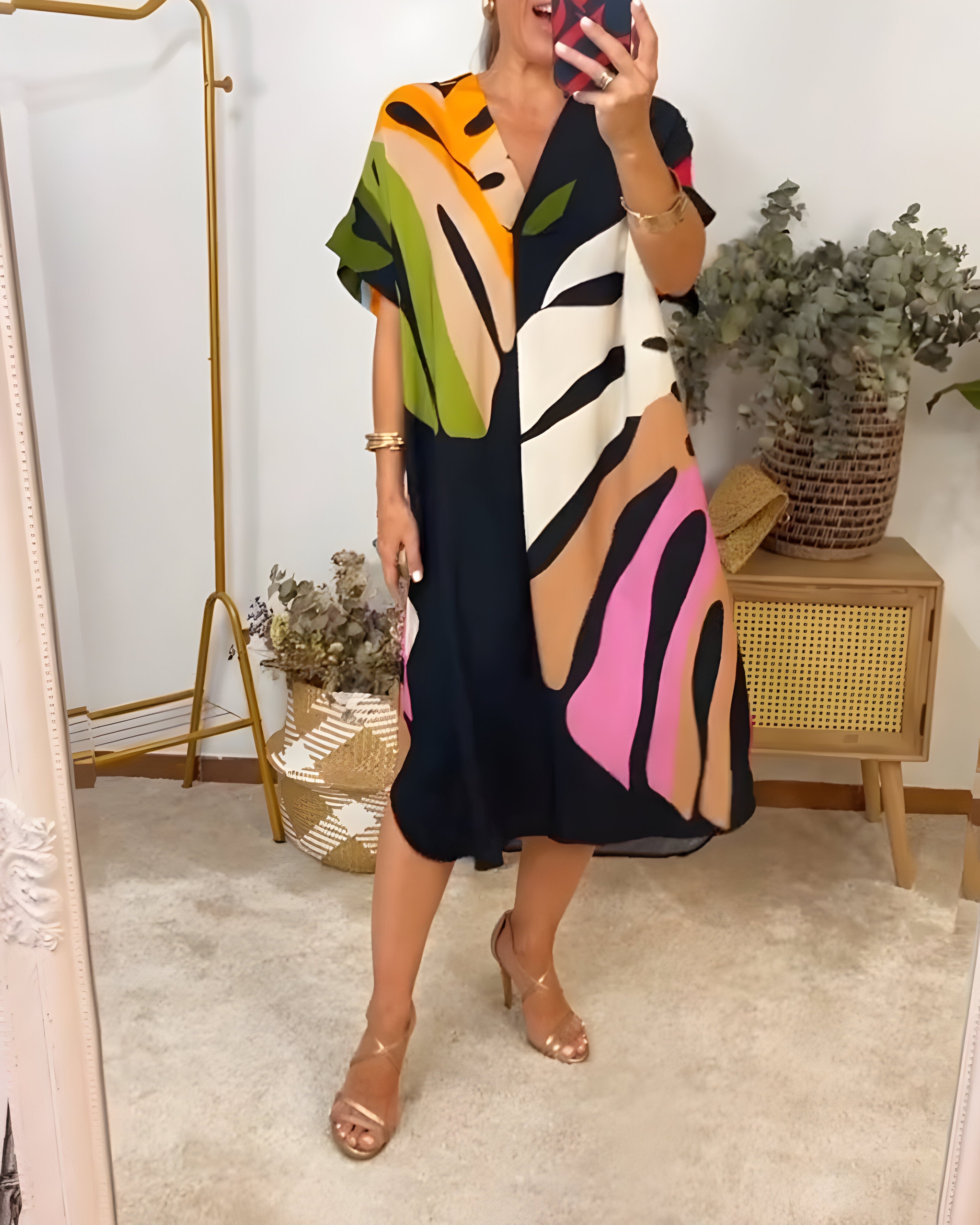 Linda | Casual Dress with Colorful Leaf Print