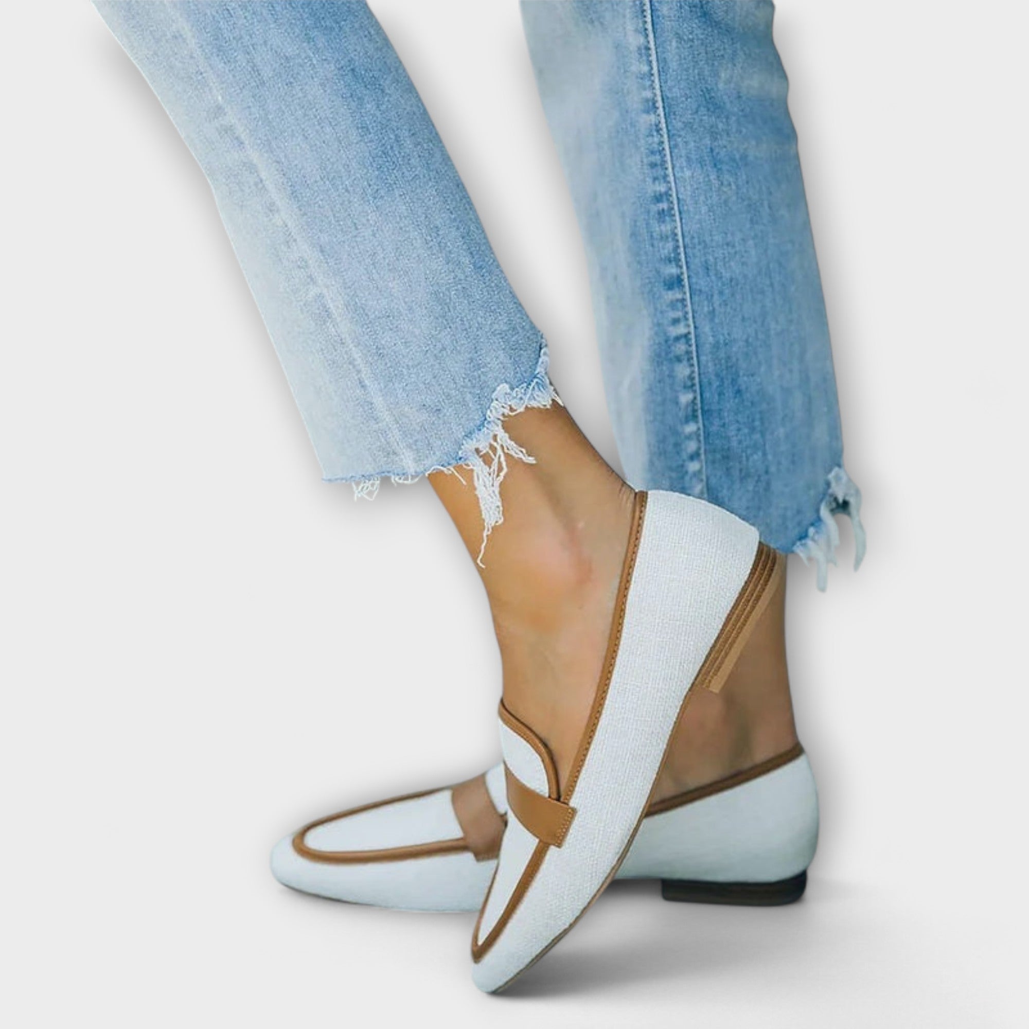 Elowen – Retro Moccasin in Casual Style