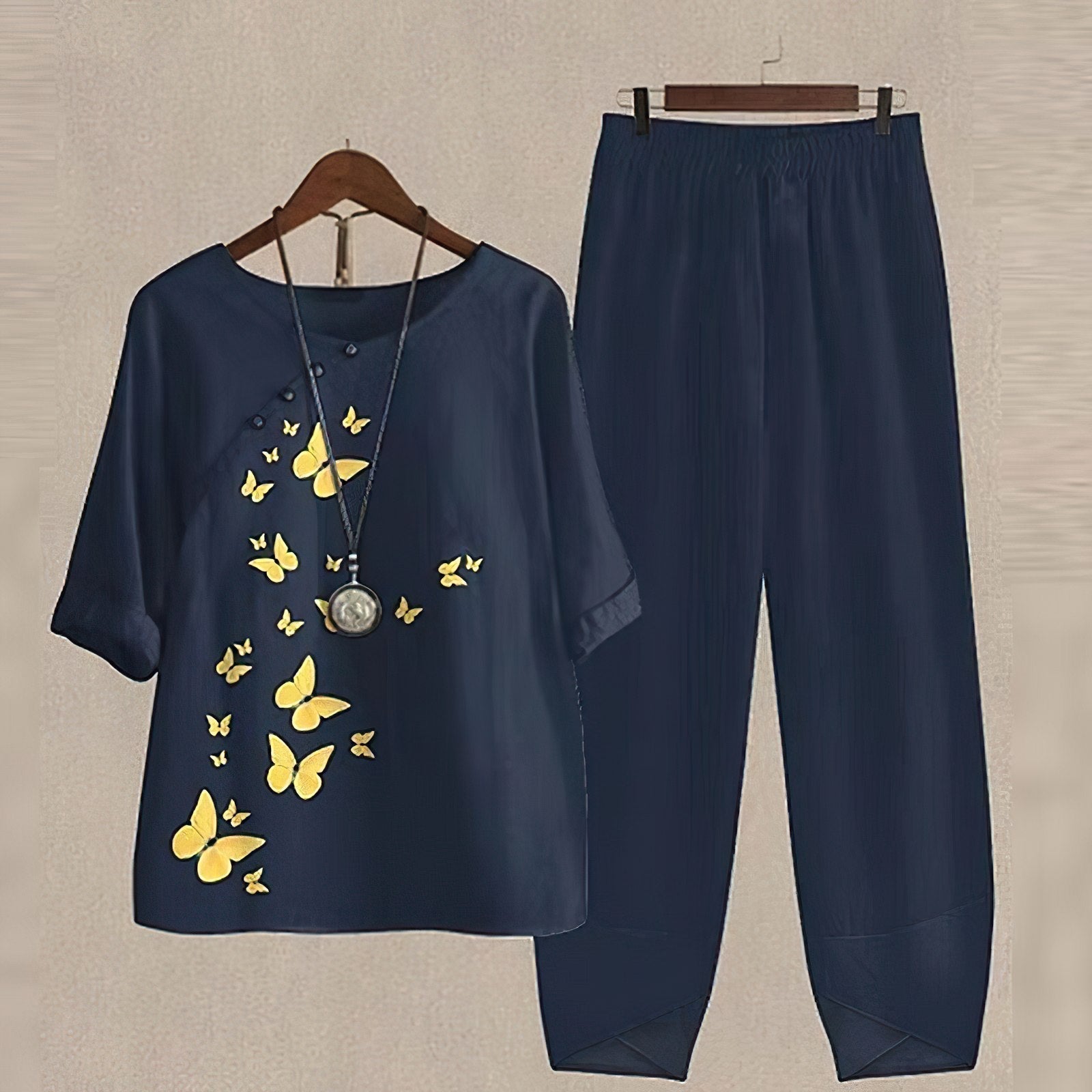 Wendy | Elegant and Comfortable Hand-Made-Set