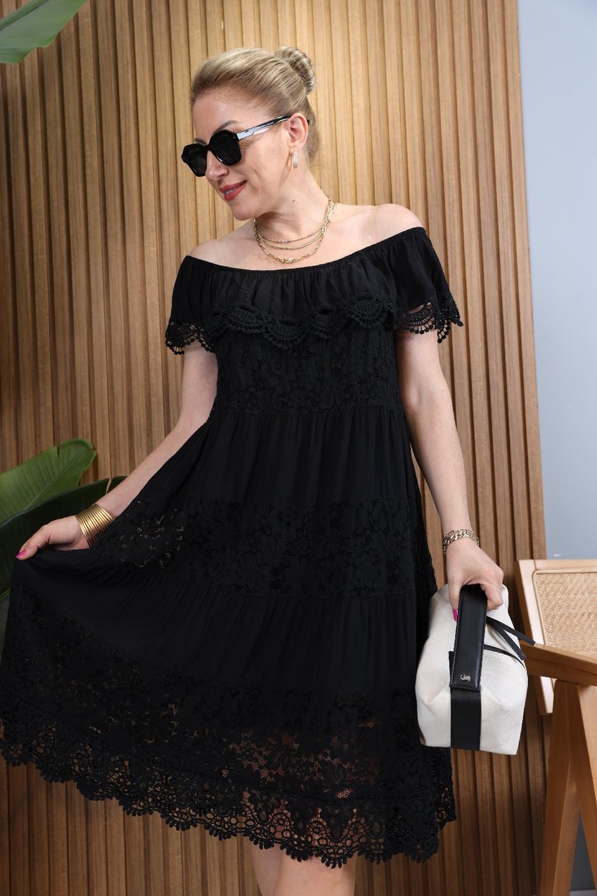 Jeniffer | Stylish Lace Detail Dress