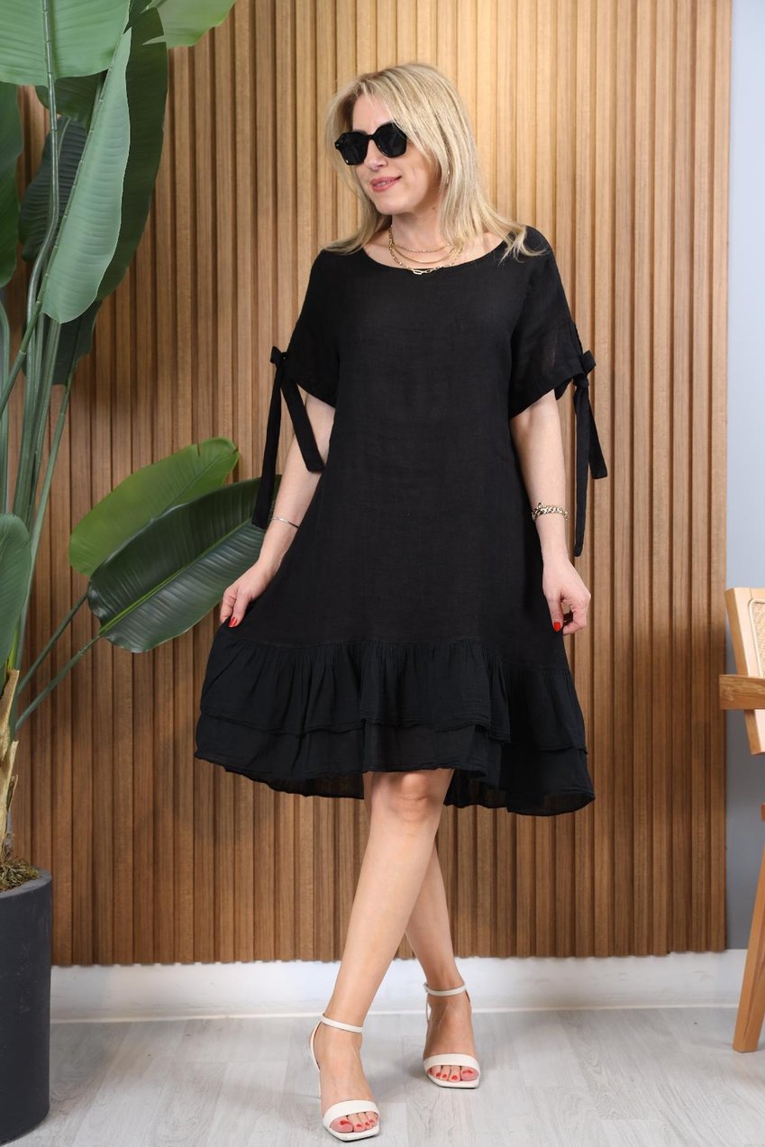 Jill |  Ruffled Black Dress